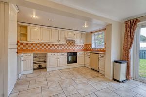 Kitchen- click for photo gallery